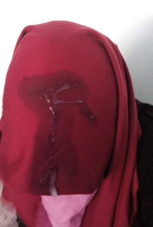 brotherhoodii:Niqab horror…..