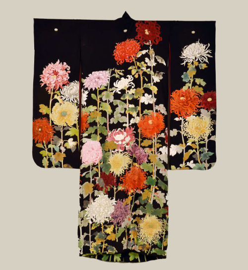 Early 20th century silk furisode. Japan