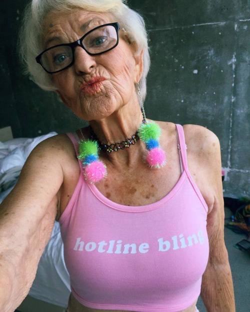 thespookybisexual: dwnsy: the cooooooooolest grandmama in the world, our 88-year-old Baddie Win