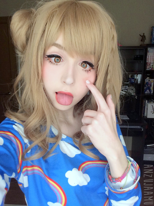 anzujaamu:  Took photos step by step as I did this makeup this weekend!I will be posting it soon, so stay tuned!Also, you can read the review of these lenses and wig here, for their links!