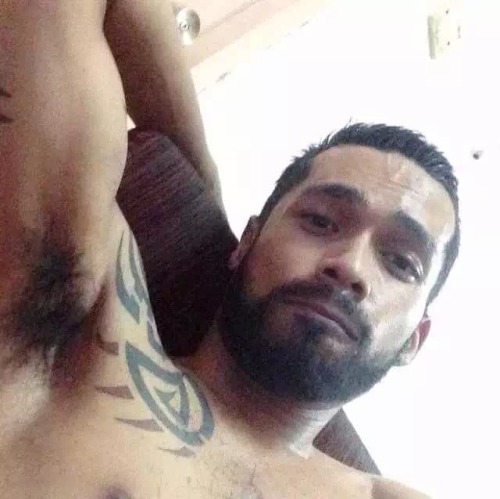 lelaki93:  danieljasonmedina:  hafyzowl:  Oh My Nabil 😍💦    (Reblog banyak2)  Aummm  Nabil ni tergugat dgn Zarif Farhan ke?