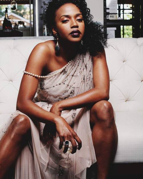 divalocity: Actress Jerrika Hinton