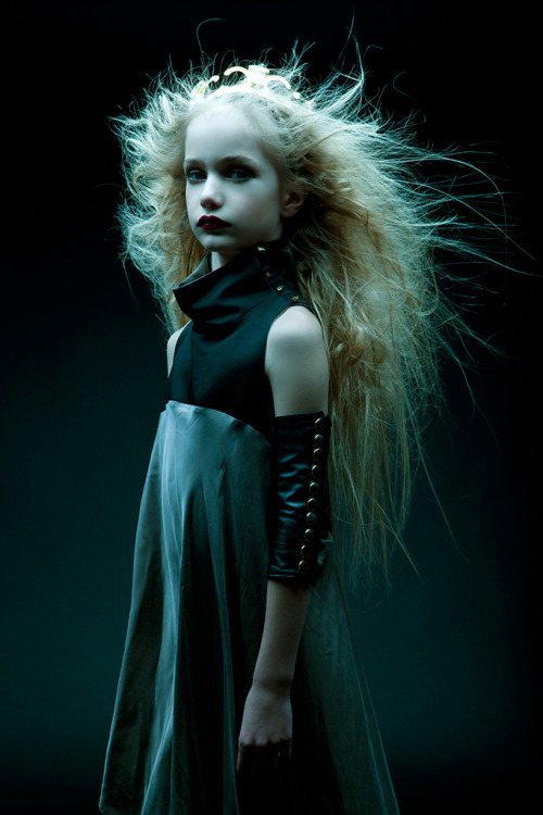 Fashion photography by Tomaas