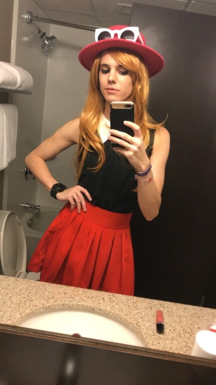 Serena cosplay. Anyone else at the Hyatt/ Ohayocon for the weekend?! Stop by for a pic, it’s f