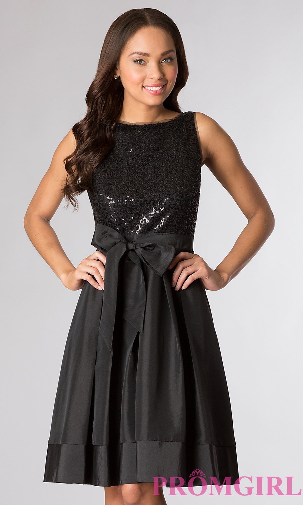 The Wedding dress — Sleeveless Knee Length Black Dress