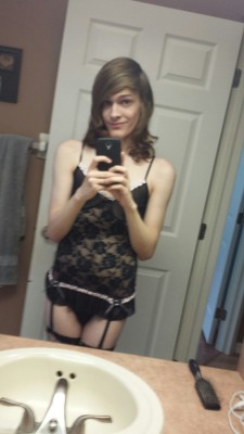 every1isstealinggoodnames:  Feeling sexy in this new lingerie… 