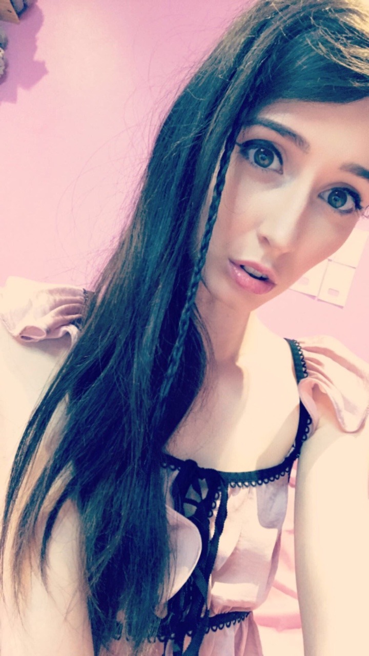 i-hate-the-beach:  2 photos of me from today :) how to get my snapchat is in my side