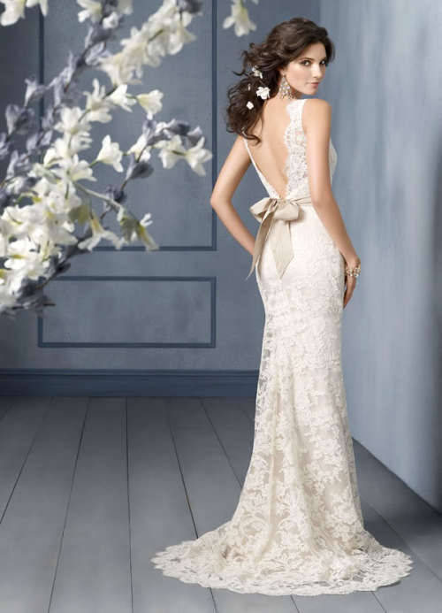 New white/ivory lace wedding dress Gown