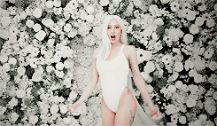 yourstrulys:  I used to walk down the street like I was a fucking star. I want people