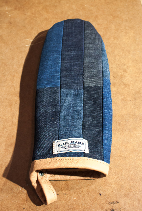 New handmade oven glove with patchwork- manufactured in Sweden at Blue Jeans Company