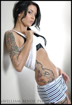 tattooedladiesmetal:  Lisa Zee