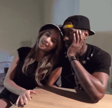 jasminevgif:  Jasmine v 