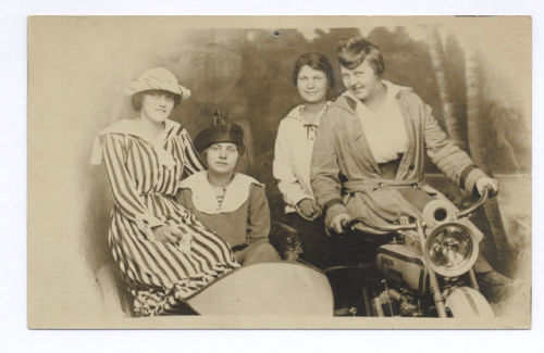 Women on a Harley Davidson motorcycle with sidecar,c. 1907-1915 - found photo via ebay