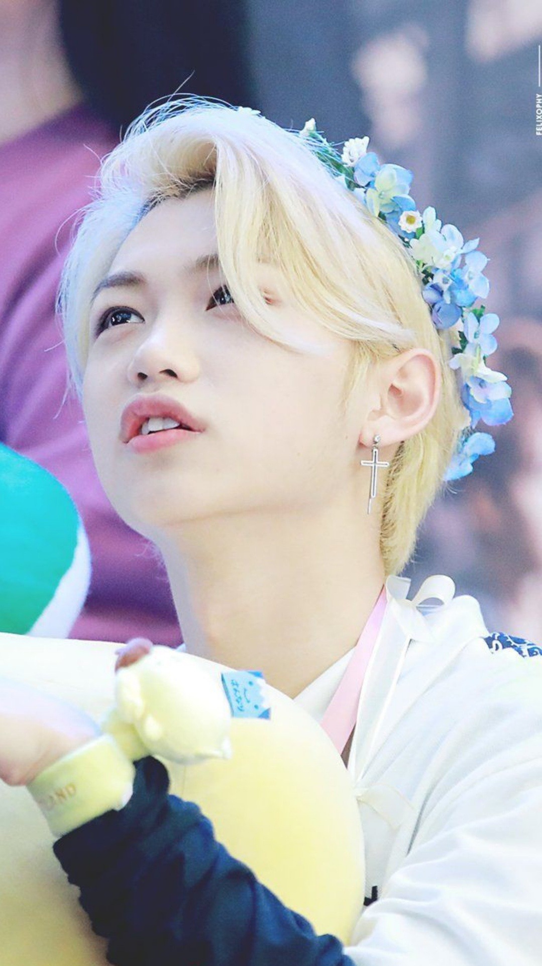 Felix lockscreens Like or reblog if you...