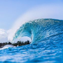 quiksilver:  Never stop obsessing over the movement of water. Perfection, frozen in time by @brentbielmann. — view on Instagram https://quik.to/2UlVP2w