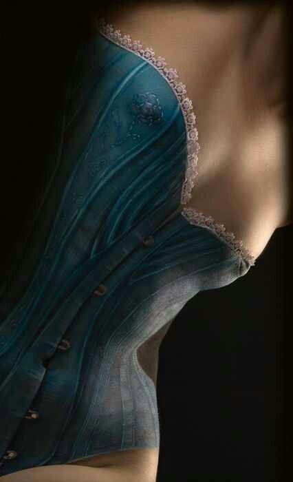 doll61:  curves.. 