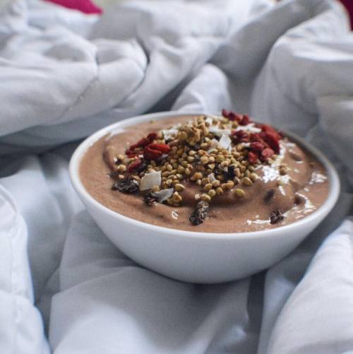 consciouslivingg:  Bananas and dates workin wonders