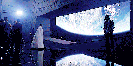 hardyness:  Director Orson Krennic’s cape appreciation
