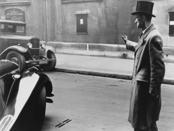 Onlyoldphotography:  Robert Frank: Chauffeur And Automobiles, London, 1951-52 
