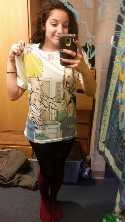 ashiipwreckiinthesand:  BEEVIS AND BUTTHEAD (:  Fuck yesss!  Such a dope ass shirt!