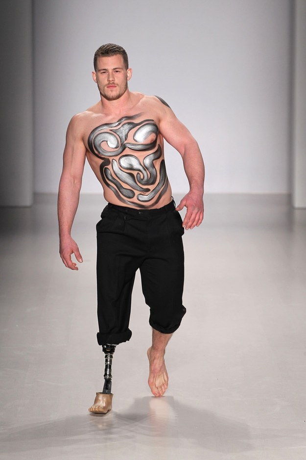 starbrightworld:  These models made history - and showed off some incredible fashion