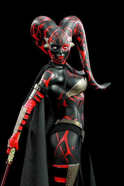 Female star wars darth maul