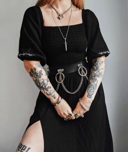 IG : Kellsey MIG : The Neko Soft GrungeDress : Mary Wyatt London