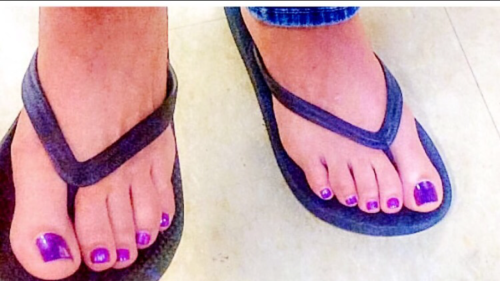 melissainfla: Please bring back summer, I miss my flip flops Melissa