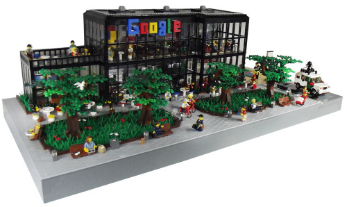 mattsbrickgallery:01 (by Michal PL) I’d love to go to the Googleplex one day and see that LEGO room.
