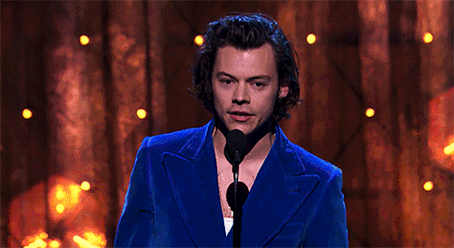 chasm2018:John Mulaney appreciating the comedic genius of Harry Styles 