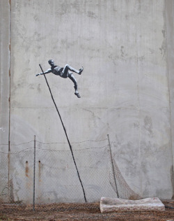 cavetocanvas:Banksy