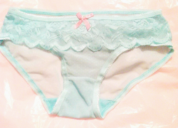 gasaii:  Fragile Pony ♥ blue panties | Leave “gasaii&ldquo; as a note for a surprise gift  