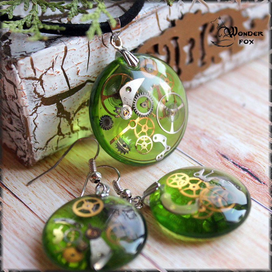 arsenicinshell:  steampunk jewelry by Wonder-fox