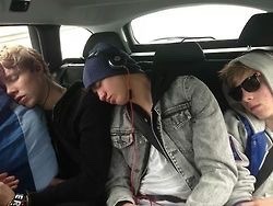 7-point-5-seconds-of-summer:  Sleepy 5sos 