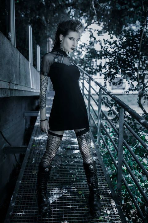 gothicandamazing:    Model: Mellifère Photo: Z. Vision Welcome to Gothic and Amazing