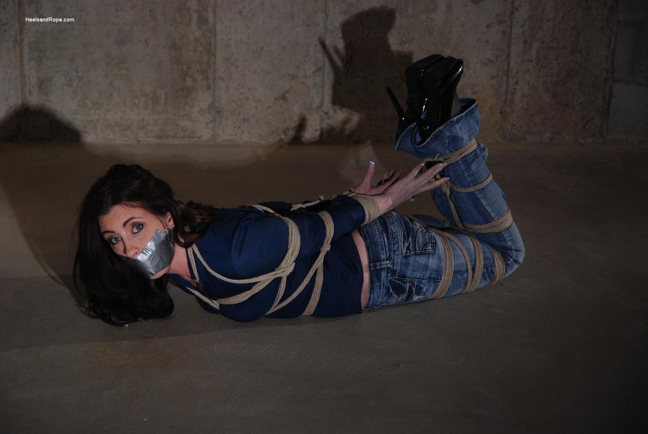 bondagehedgehog:  Carmen