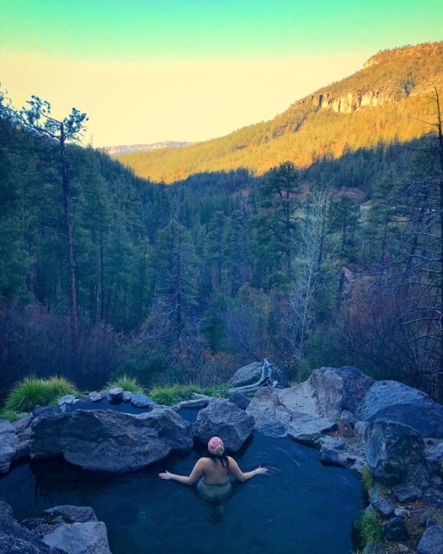 soakingspirit: ktrina_adventures Soaking in natural hot springs as the sun started to rise over the 