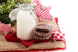 delectabledelight:  Chocolate cookies for Christmas (by fahrwasser) 