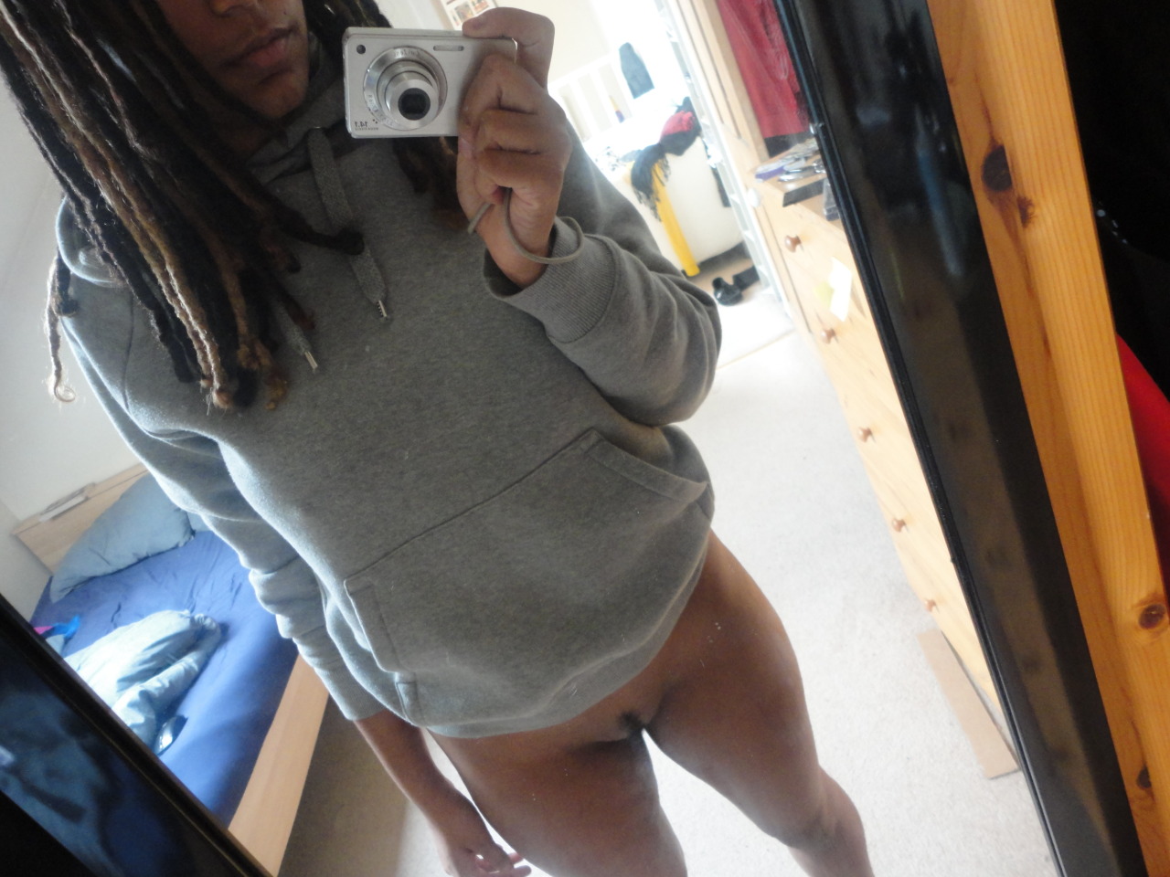 EBONY/BLACK