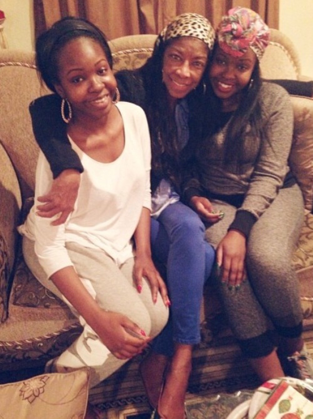pachachyna:  Some of you may not know, but Natalie Cole was my Godmommy. She was
