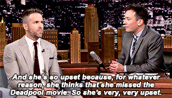 gallifreyfallsnomoore:  danielfaradies:    Ryan Reynolds gave a Deadpool fan the