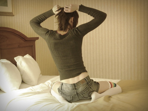 html-cake:  A photo shoot I did a while ago with my friend Raven. :) (http://ravenshaddows.tumblr.com/) 