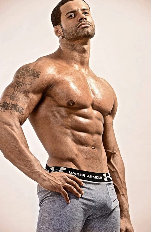 obscenebulges:  JONATHAN “HEAT” MARTINEZ
