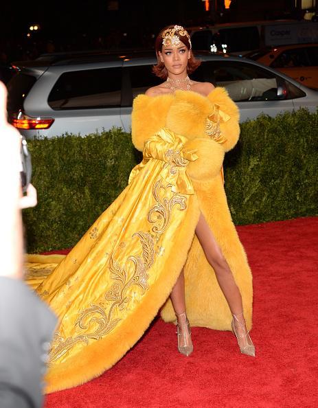 rihannanavyhn:  Rihanna at the Met Gala 2015.        