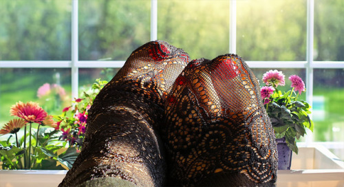 Flowers and feet