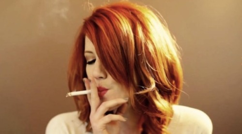 fetishistforlife:Still Series: Elle