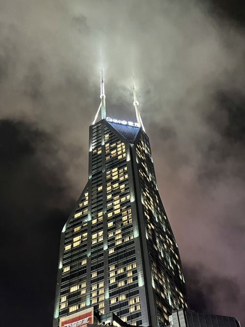 Evilbuildingsblog:  Evil-Ass Building In Shanghai