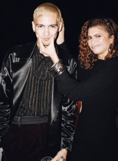 Z X Dom