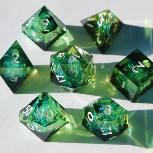 littlealienproducts: Poisoner’s Delight - green holographic dice by EverythingDiceCo