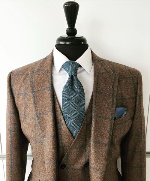 New Suit For @jswayman1 #customsuits#madetomeasure #bespoke #beglorius #menstyle #gentleman #suits #